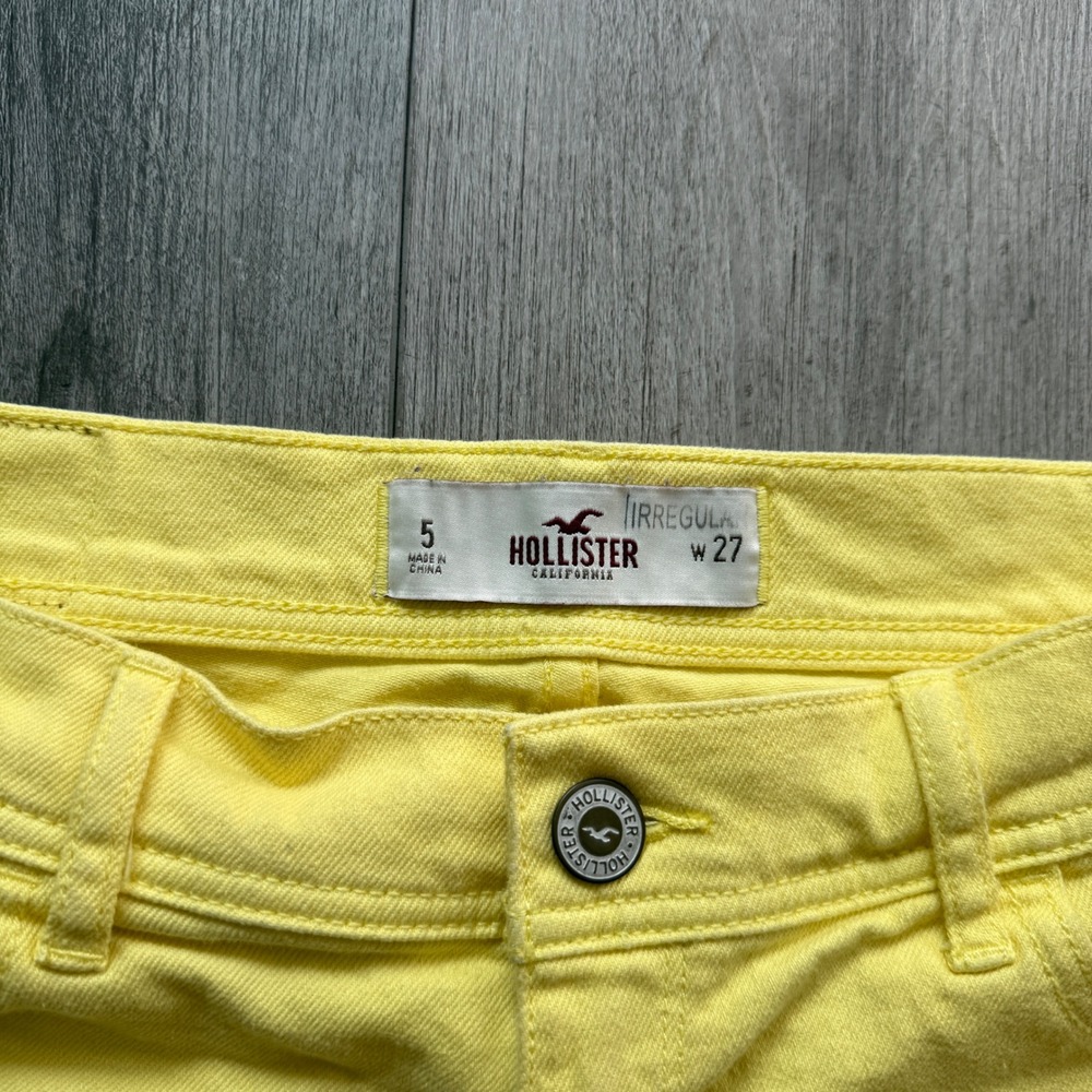 Y2K Hollister Yellow Low Rise Distressed Cutoff Denim Shorts Size 5 W27 - Picture 4 of 6